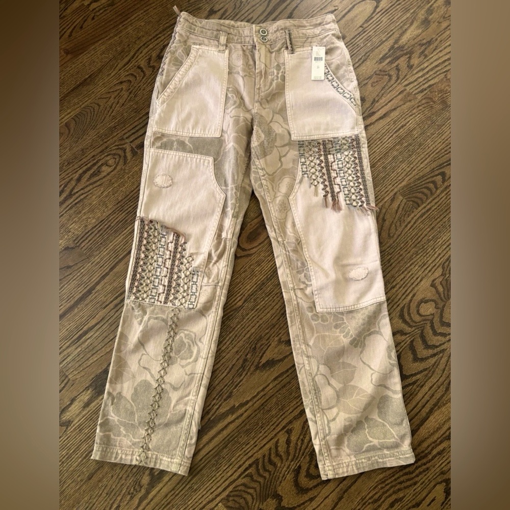 Anthropologie Pilcro Tan Print Pants Lots of Detail NWT